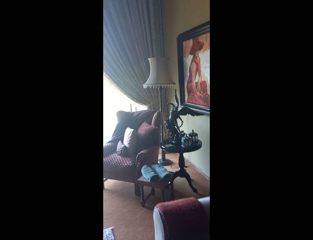 10 BEDROOM HOTEL FOR SALE IN HOEKWIL